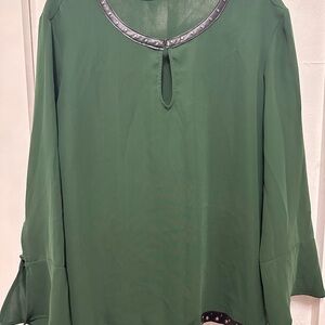 Elegant Green Women's Top